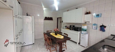 Casa, 3 quartos, 200 m² - Foto 5