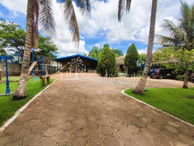 Chácara, 4 quartos, 1710 m² - Foto 2