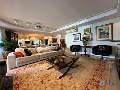 Apartamento, 3 quartos, 221 m² - Foto 2