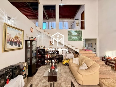 Sobrado, 4 quartos, 800 m² - Foto 1