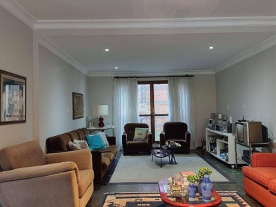 Casa, 4 quartos, 343 m² - Foto 1