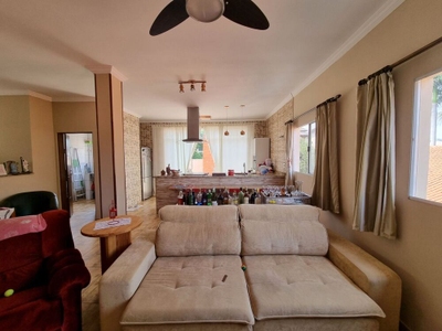 Casa, 3 quartos, 405 m² - Foto 1