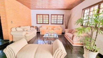 Casa, 4 quartos, 377 m² - Foto 2