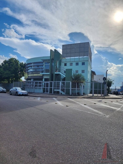 Prédio Inteiro - Foto 1