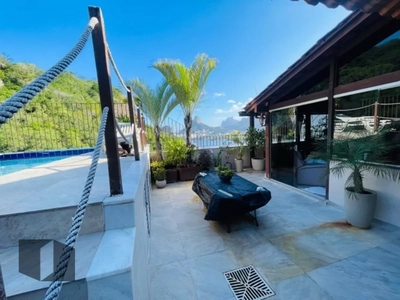 Cobertura, 4 quartos, 228 m² - Foto 1