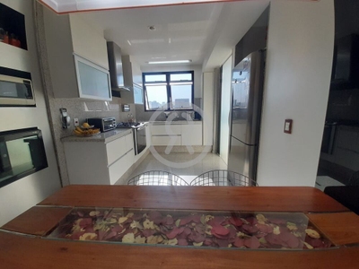 Apartamento, 4 quartos, 228 m² - Foto 2