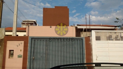 Casa, 2 quartos, 162 m² - Foto 1