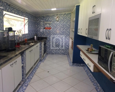 Chácara, 5 quartos, 2400 m² - Foto 1