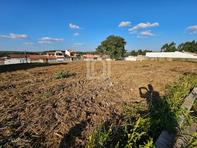 Loteamento e Condomínio - Foto 1