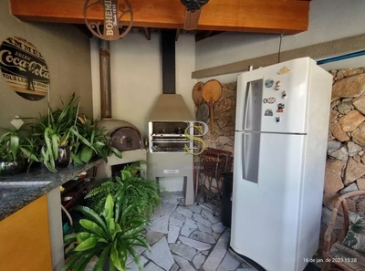 Casa, 3 quartos, 260 m² - Foto 1