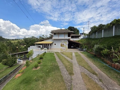 Chácara, 5 quartos, 2333 m² - Foto 1