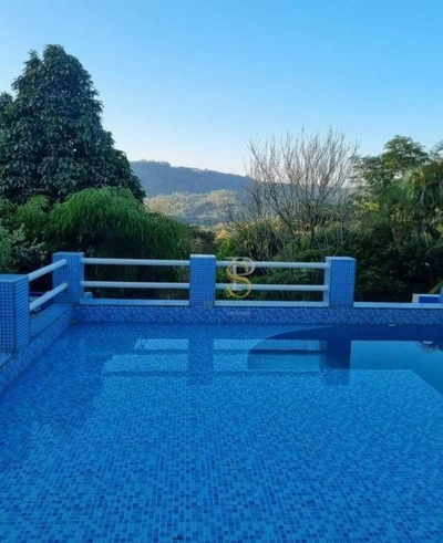 Chácara, 3 quartos, 2500 m² - Foto 1