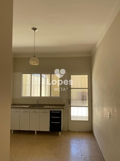 Casa, 2 quartos, 125 m² - Foto 1