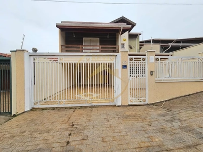 Casa, 4 quartos, 281 m² - Foto 1