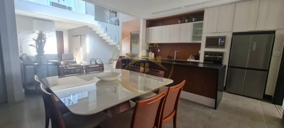 Casa, 4 quartos, 328 m² - Foto 2