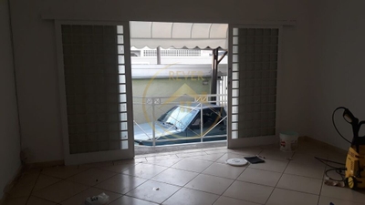 Casa, 3 quartos, 200 m² - Foto 2