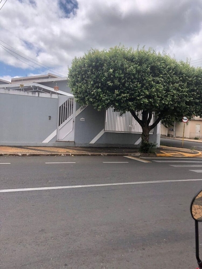 Casa, 3 quartos, 209 m² - Foto 1