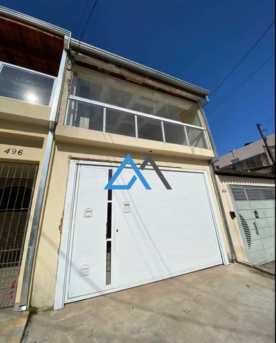 Sobrado, 3 quartos, 200 m² - Foto 1