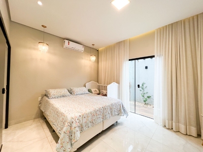 Casa, 3 quartos, 204 m² - Foto 2