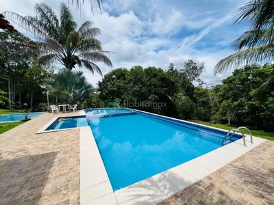 Chácara, 10 quartos, 800 m² - Foto 2