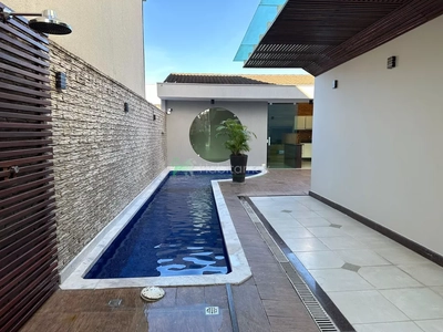 Casa, 3 quartos, 239 m² - Foto 1