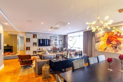 Apartamento, 3 quartos, 211 m² - Foto 1