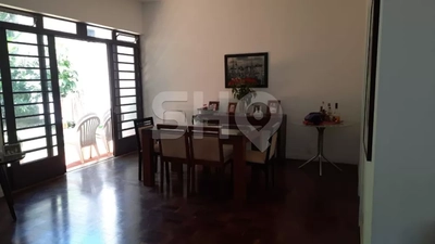 Sobrado, 3 quartos, 198 m² - Foto 2