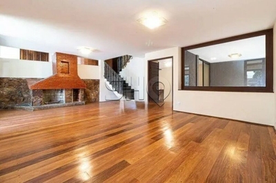 Sobrado, 3 quartos, 600 m² - Foto 1