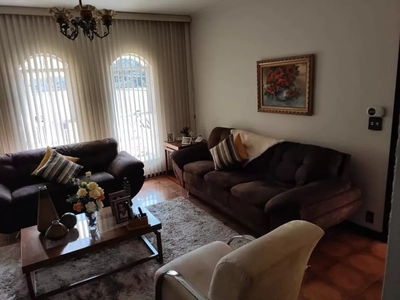 Casa, 3 quartos, 239 m² - Foto 1