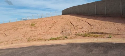 Loteamento e Condomínio, 345 m² - Foto 1