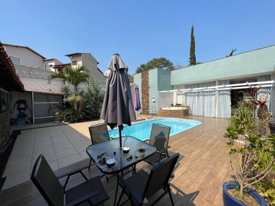 Casa, 3 quartos, 138 m² - Foto 1