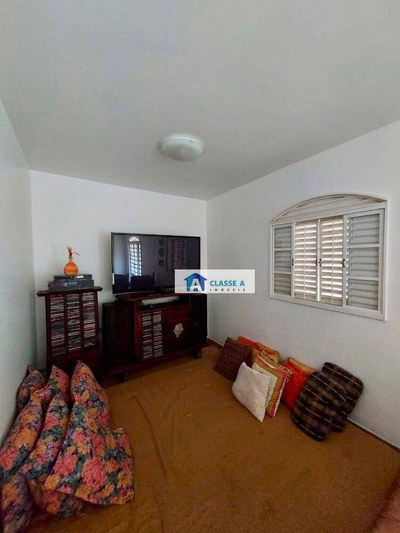 Casa, 4 quartos, 220 m² - Foto 2