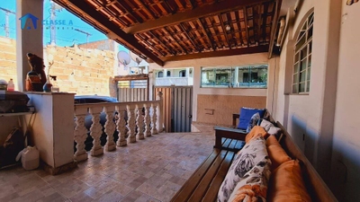 Casa, 5 quartos, 300 m² - Foto 1