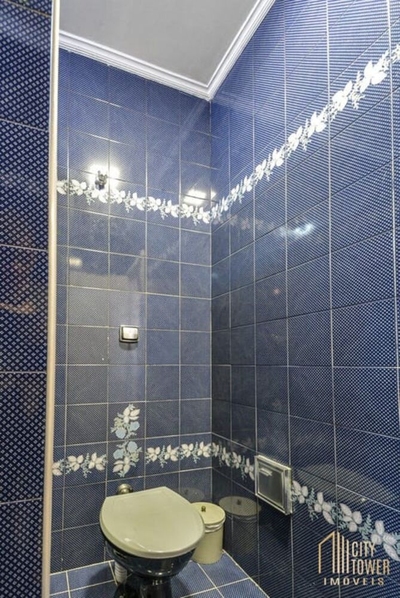 Casa, 4 quartos, 242 m² - Foto 1