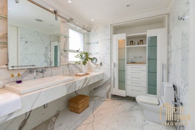 Apartamento, 4 quartos, 300 m² - Foto 1