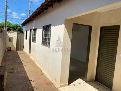 Casa, 1 quarto, 280 m² - Foto 1