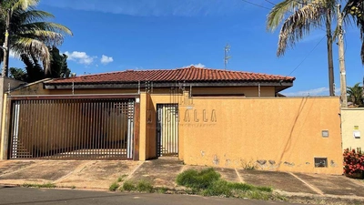 Casa, 3 quartos, 250 m² - Foto 1