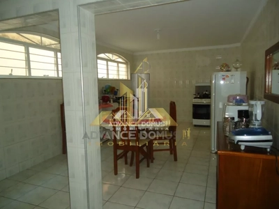 Sobrado, 2 quartos, 254 m² - Foto 4