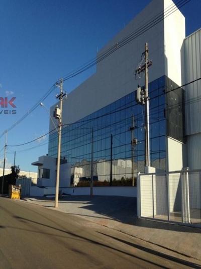 Depósito-Galpão, 3096 m² - Foto 1