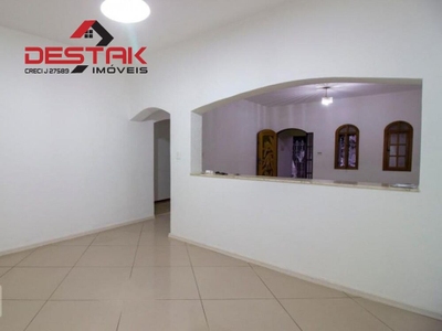 Casa, 3 quartos, 287 m² - Foto 1