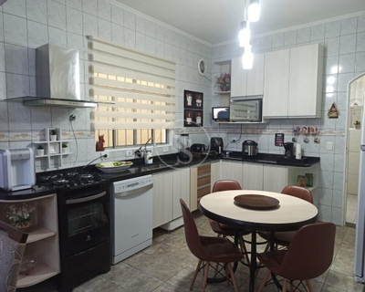 Sobrado, 3 quartos, 184 m² - Foto 3