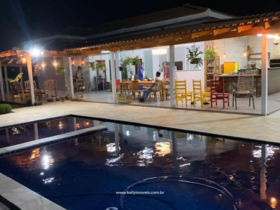 Chácara, 3 quartos, 4000 m² - Foto 1