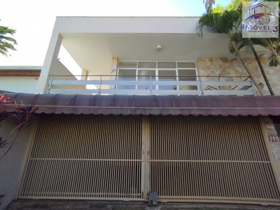 Casa, 3 quartos, 290 m² - Foto 1