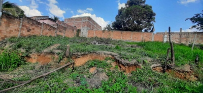 Terreno, 411 m² - Foto 1