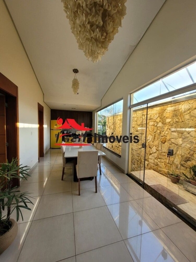 Casa, 3 quartos, 245 m² - Foto 3