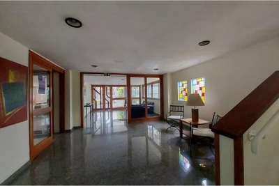 Cobertura, 3 quartos, 211 m² - Foto 4