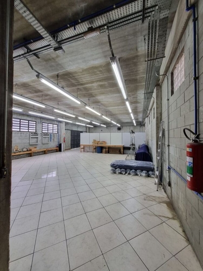 Depósito-Galpão, 750 m² - Foto 4