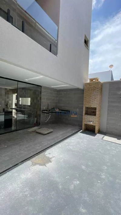 Casa, 4 quartos, 176 m² - Foto 2