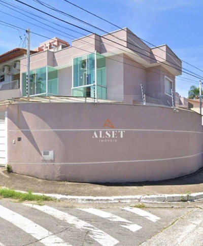 Sobrado, 3 quartos, 227 m² - Foto 1