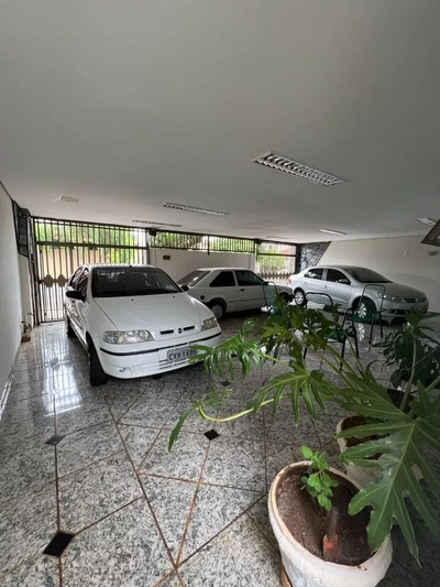 Casa, 4 quartos, 240 m² - Foto 2